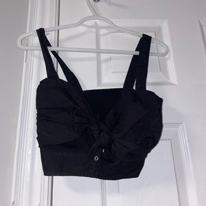 Cropped black cute shirt